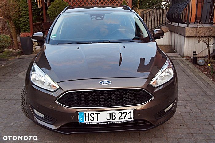 Ford Focus 1.5 EcoBoost STart-Stopp-System TITANIUM - 2