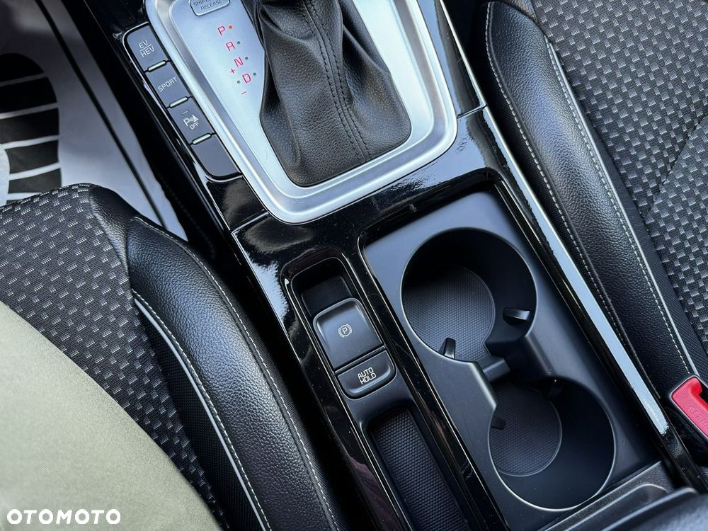 Kia XCeed 1.6 GDI PHEV Business Line DCT - 14