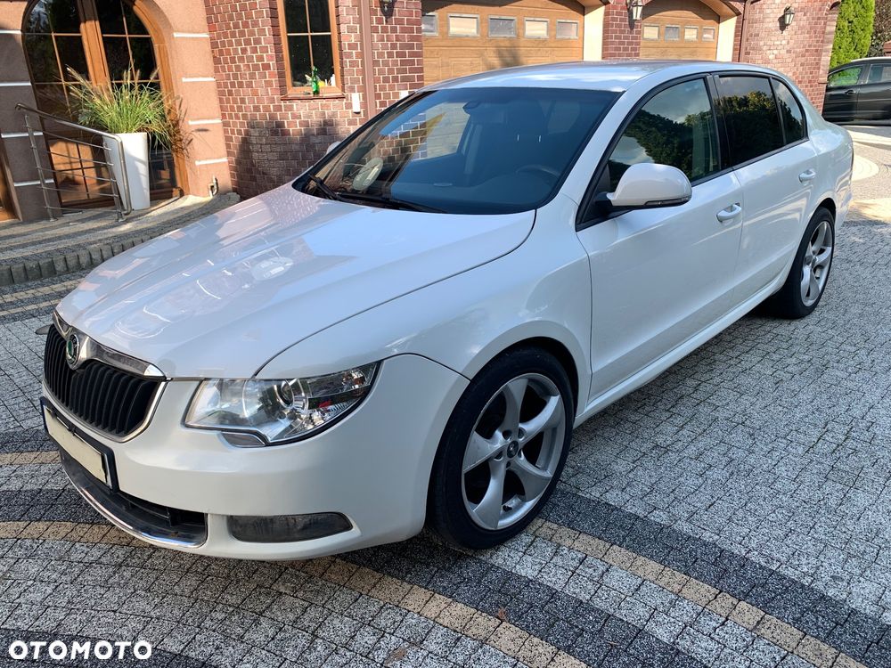 Skoda Superb 2.0 TDI Family - 24