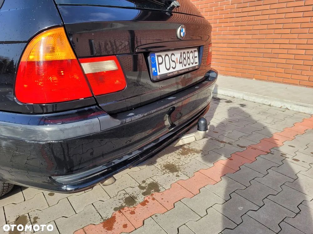 BMW Seria 3 320d DPF Touring Edition Fleet - 11