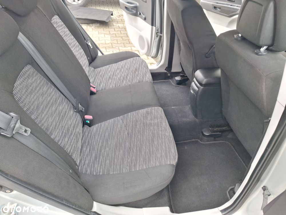Kia Ceed - 7