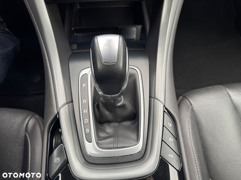 Ford Mondeo 2.0 EcoBoost STart-Stopp Autom Titanium - 19