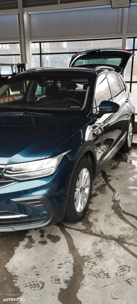 Volkswagen Tiguan 1.5 TSI ACT DSG Comfortline - 6