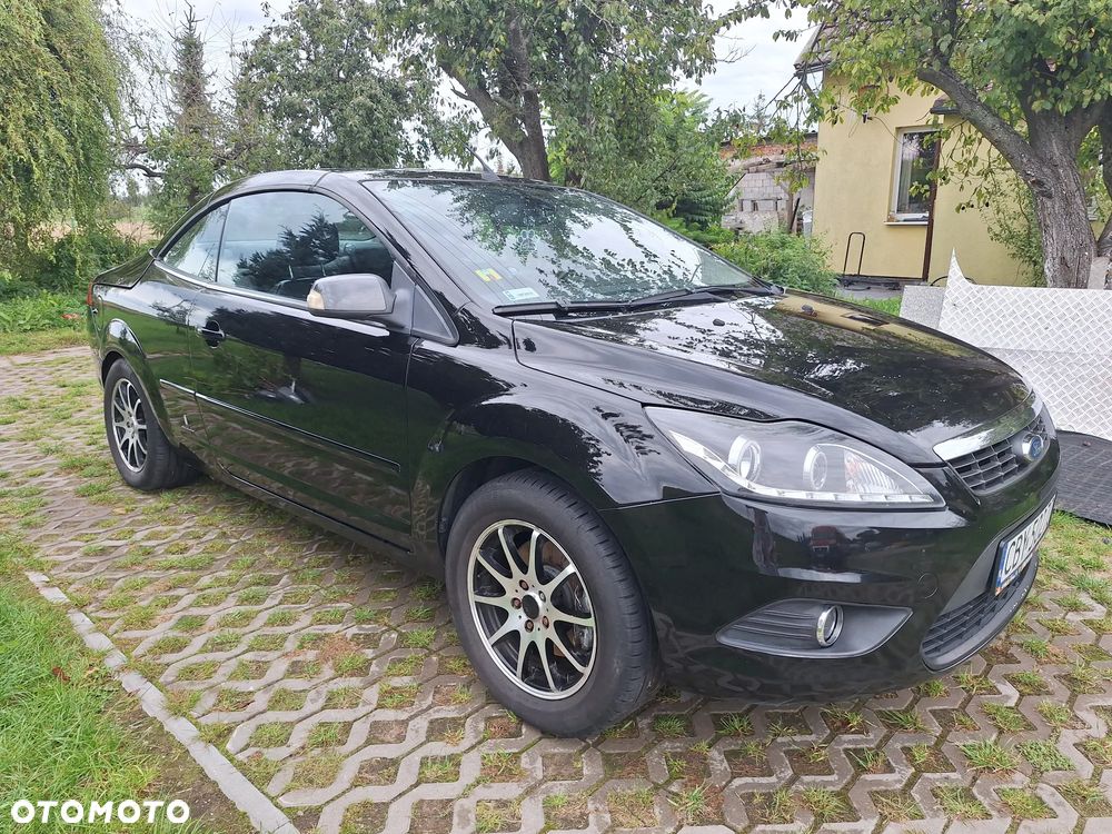 Ford Focus 2.0 Trend + - 10