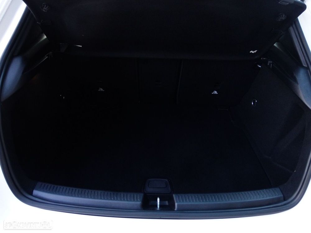 Mercedes-Benz A 180 d 7G-DCT Edition 2020 - 23