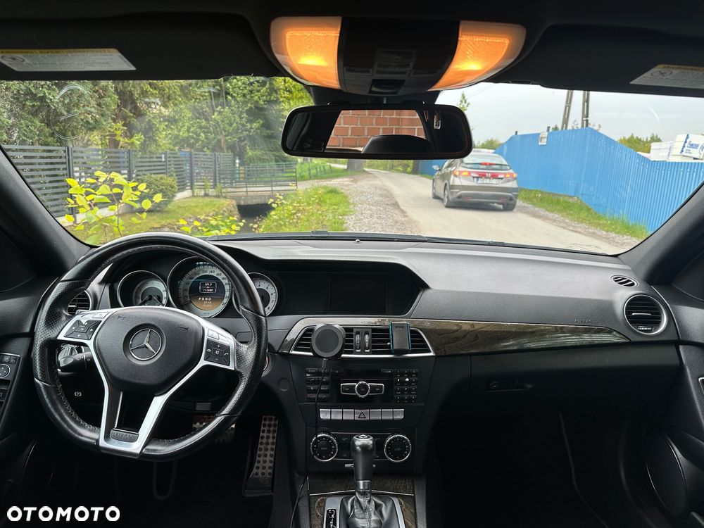 Mercedes-Benz Klasa C 280 Avantgarde 4-Matic - 12