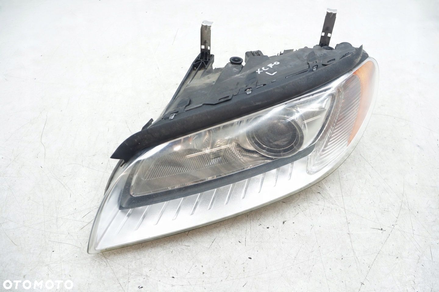 LAMPA LEWY PRZÓD LEWA PRZEDNIA VOLVO S80 II V70 III XC70 XENON 31214170 - 1