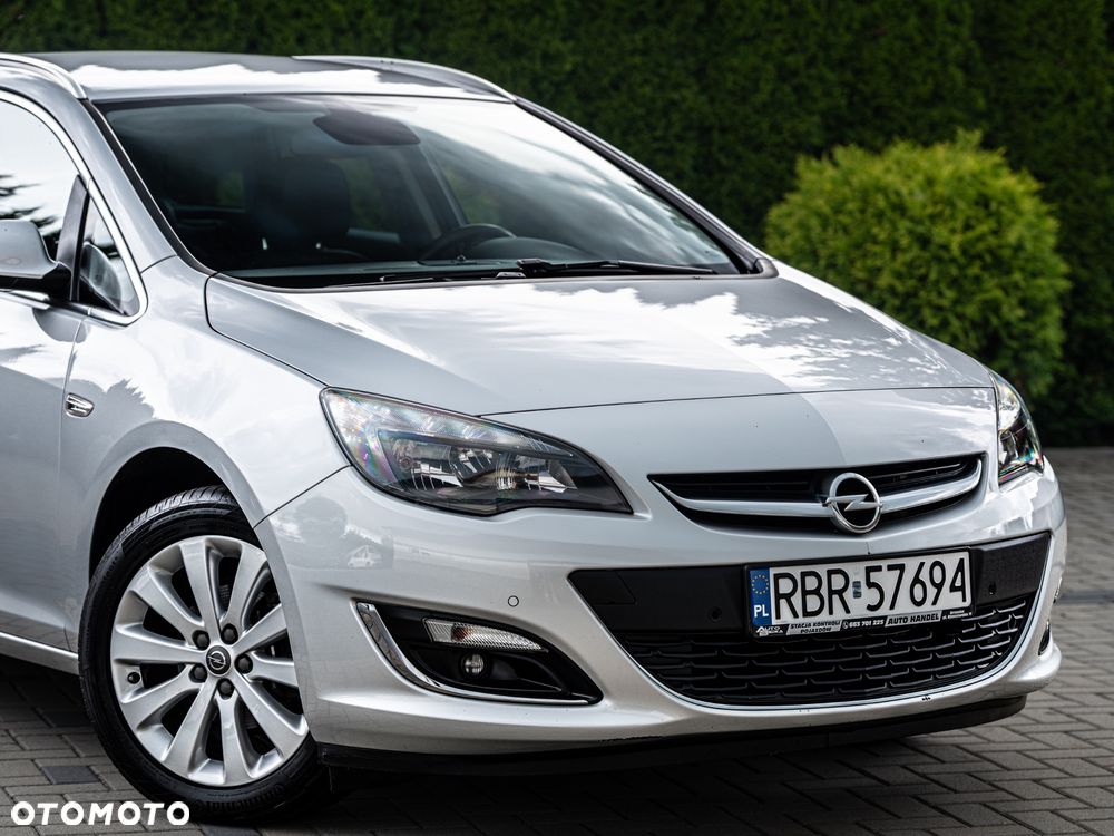 Opel Astra 1.4 Turbo - 11