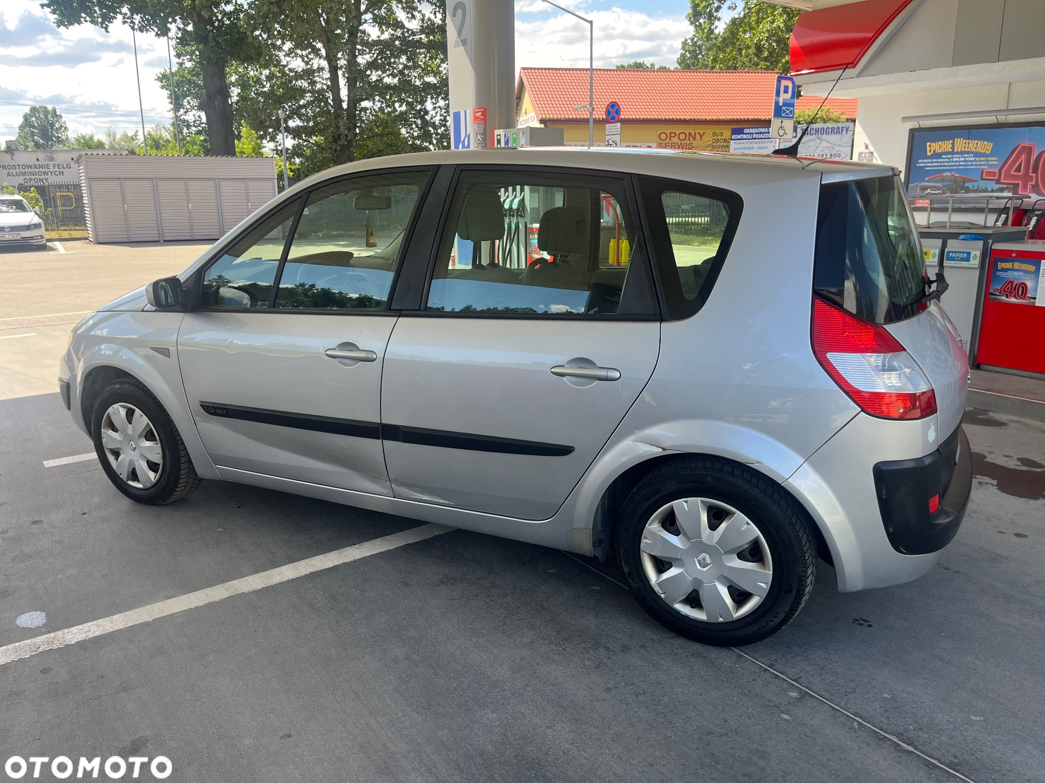 Renault Scenic 1.6 16V Privilege - 9