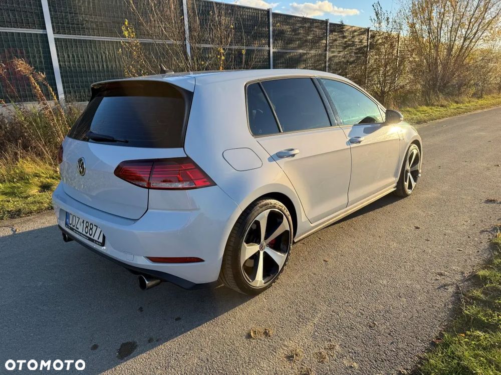 Volkswagen Golf VII 2.0 TSI BMT GTI - 4