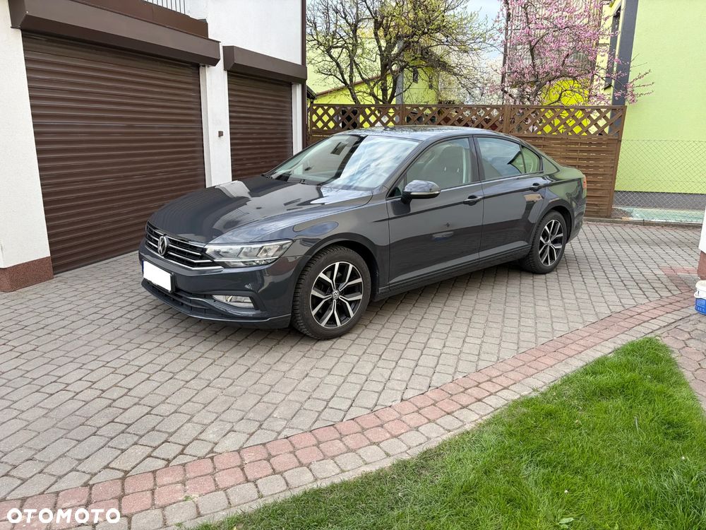 Volkswagen Passat 1.5 TSI EVO Business - 1