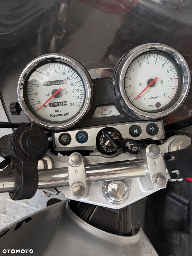 Kawasaki ZR - 4