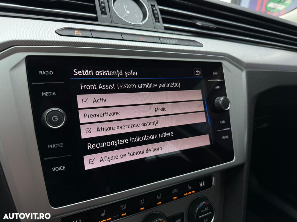 Volkswagen Passat 2.0 TDI DSG Comfortline - 21