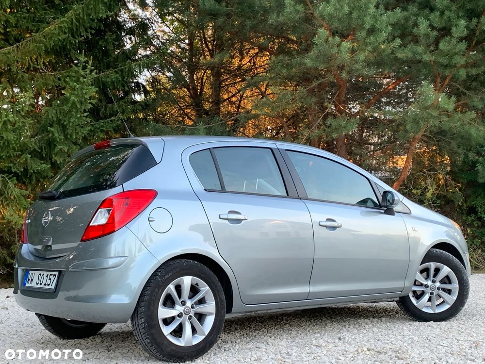 Opel Corsa 1.4 16V Navi - 17