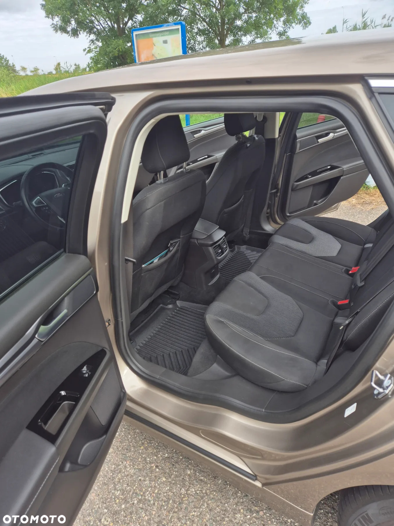 Ford Mondeo 2.0 EcoBlue Titanium - 11