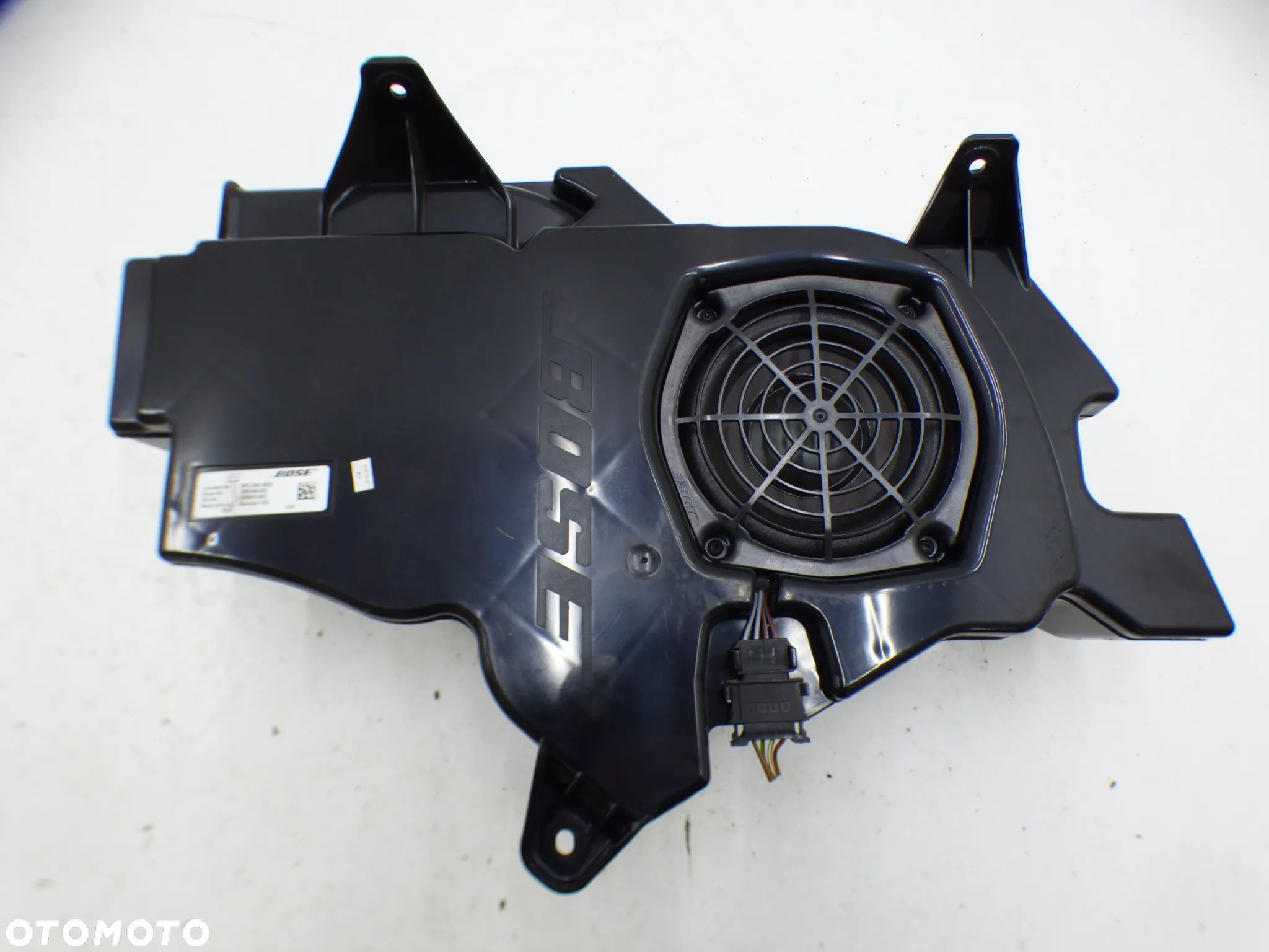 AUDI A3 8P LIFT 3D SUBWOOFER BOSE GŁOŚNIK BASSOWY NISKOTONOWY 8P3035382C GORLICE - 1