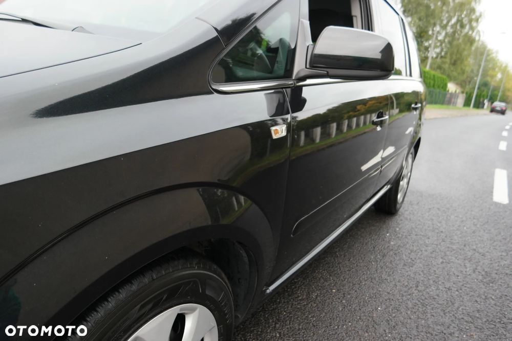 Opel Zafira - 12