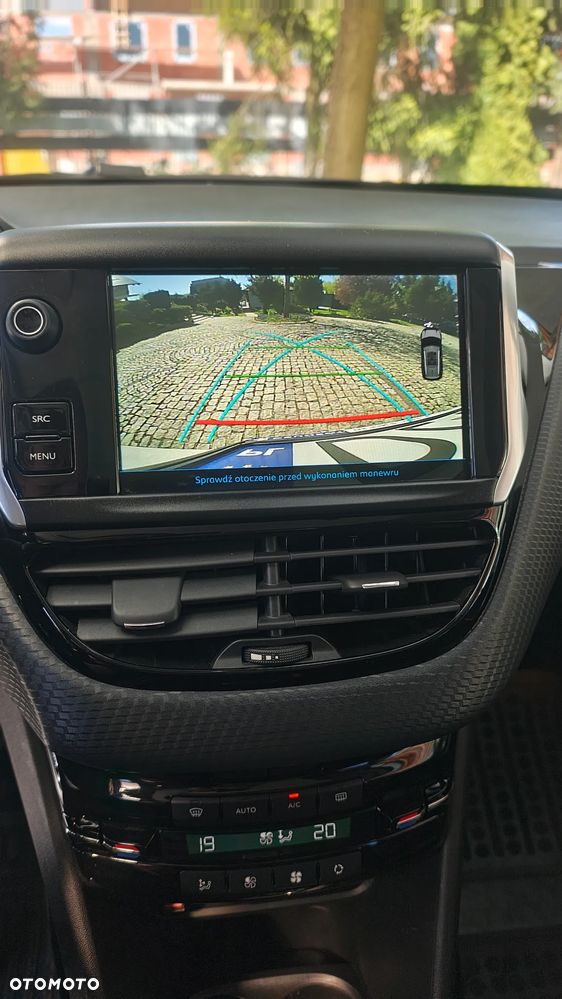 Peugeot 2008 1.2 Pure Tech Active S&S EAT6 - 6