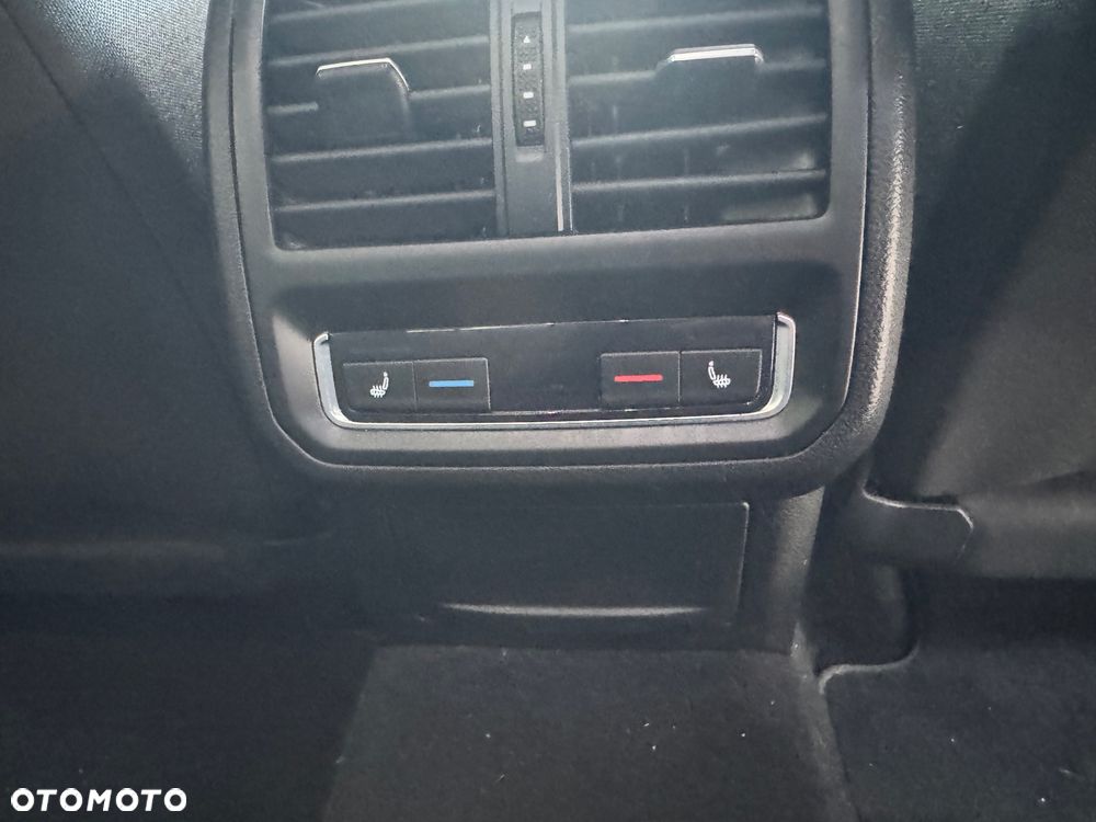 Volkswagen Arteon - 19