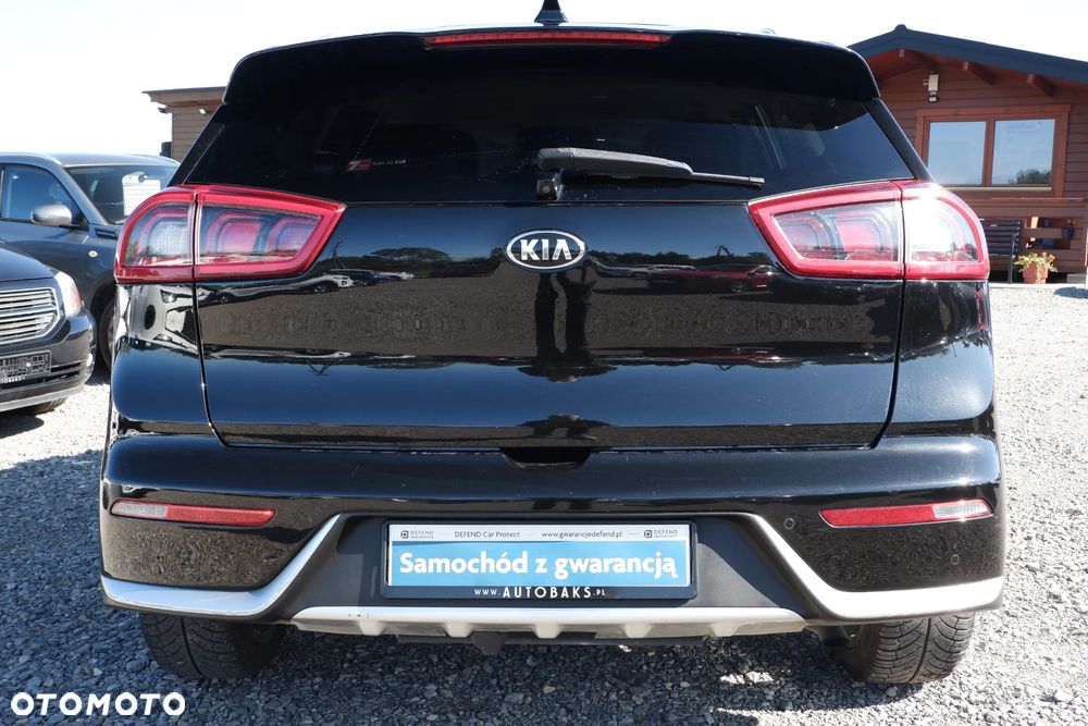 Kia Niro 1.6 GDI Hybrid L Business Line - 34