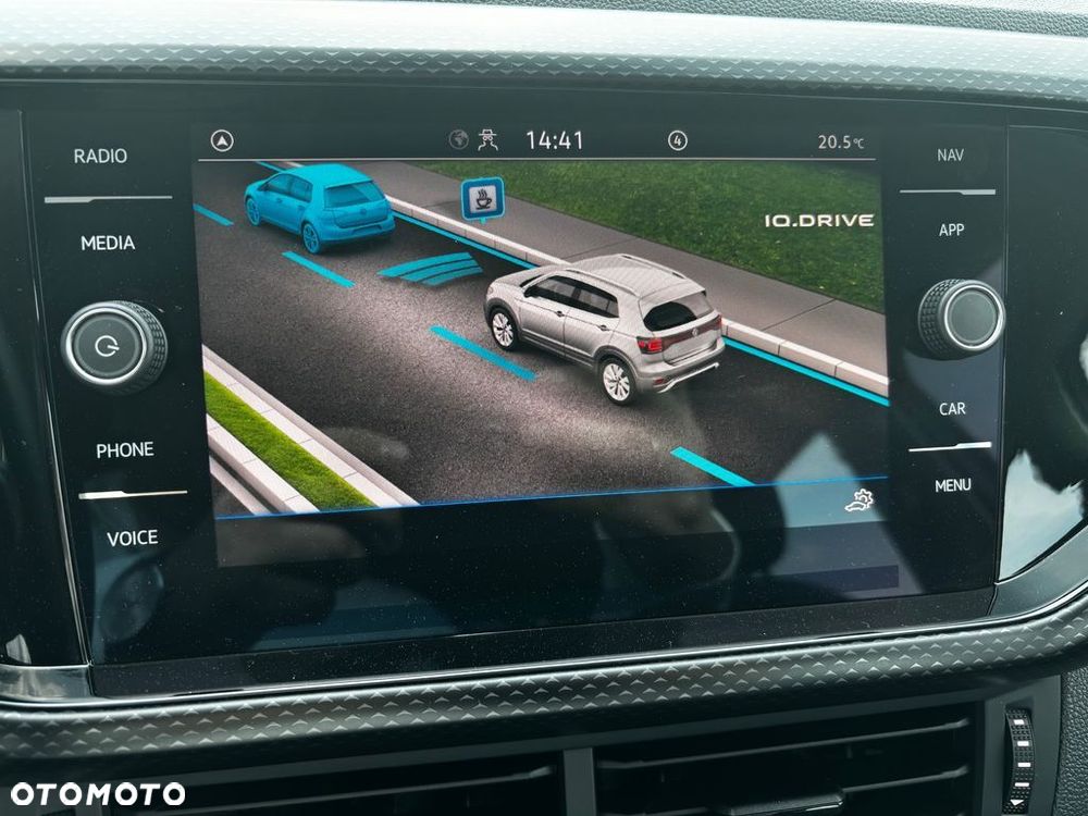 Volkswagen T-Cross - 11