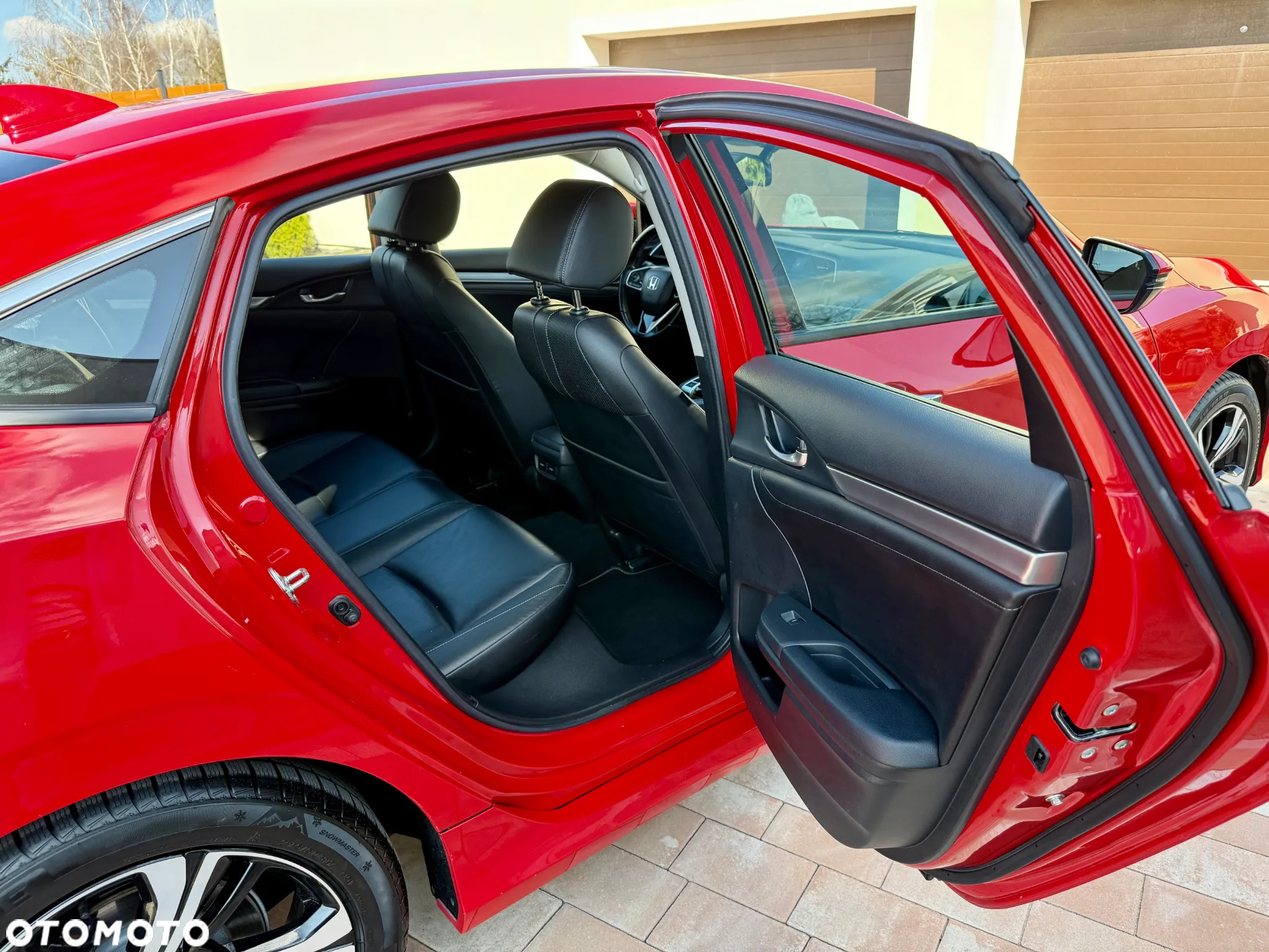Honda Civic 1.5 i-VTEC Turbo CVT Sport - 33