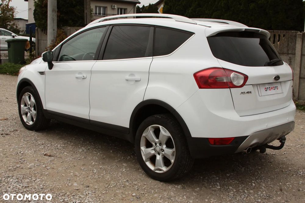 Ford Kuga 2.0 TDCi 2x4 Titanium - 7