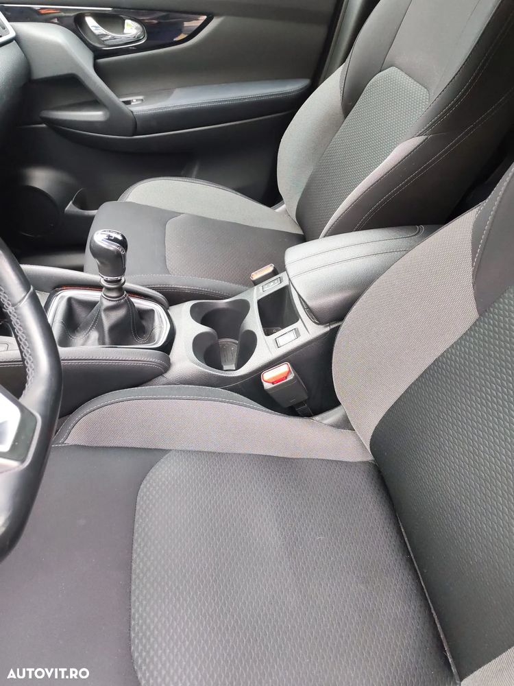Nissan Qashqai 1.3 138CP 2WD N-Connecta - 8