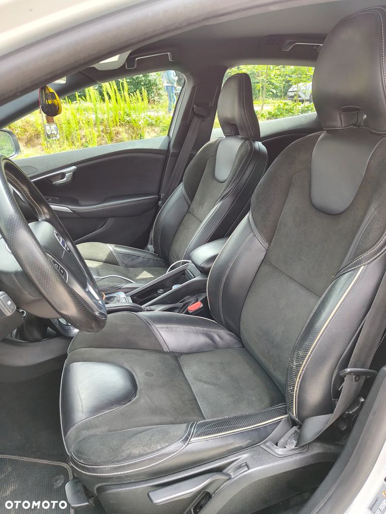 Volvo V40 T2 RDesign - 16