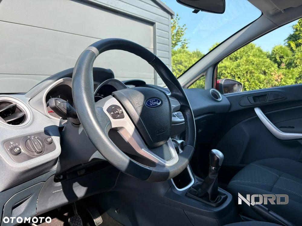 Ford Fiesta 1.25 Titanium - 11