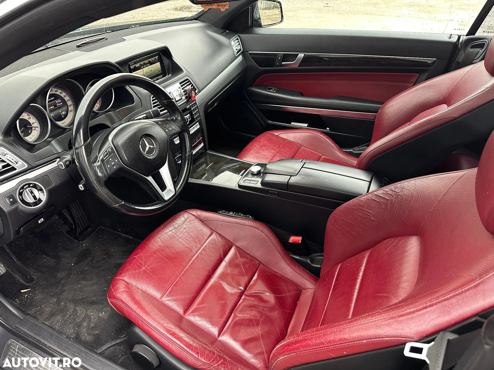 Mercedes-Benz E - 10