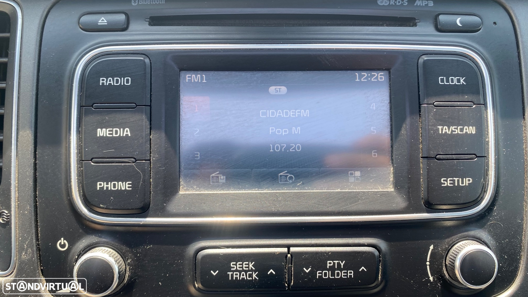 Kia Carens 1.7 CRDi ISG TX - 36