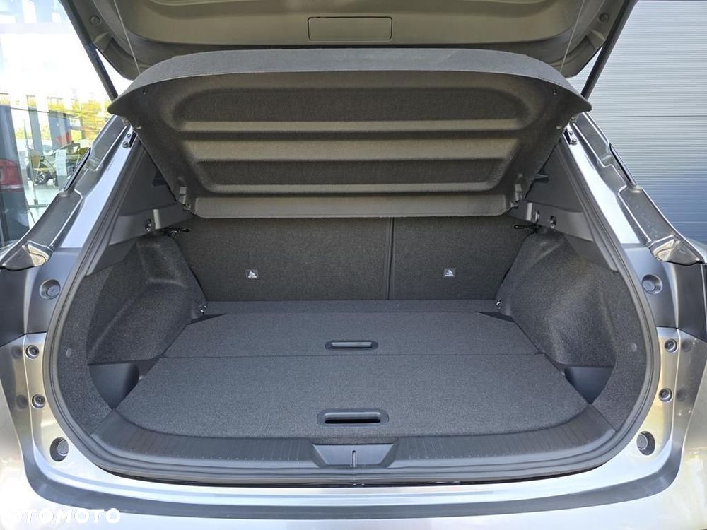 Nissan Qashqai 1.3 DIG-T MHEV N-Connecta Xtronic - 6