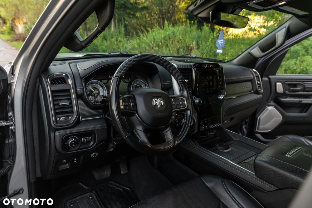 Dodge RAM 1500 5.7 4x4 - 30