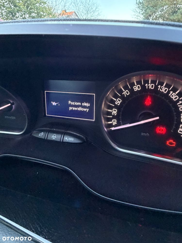 Peugeot 208 1.6 VTi Allure - 17