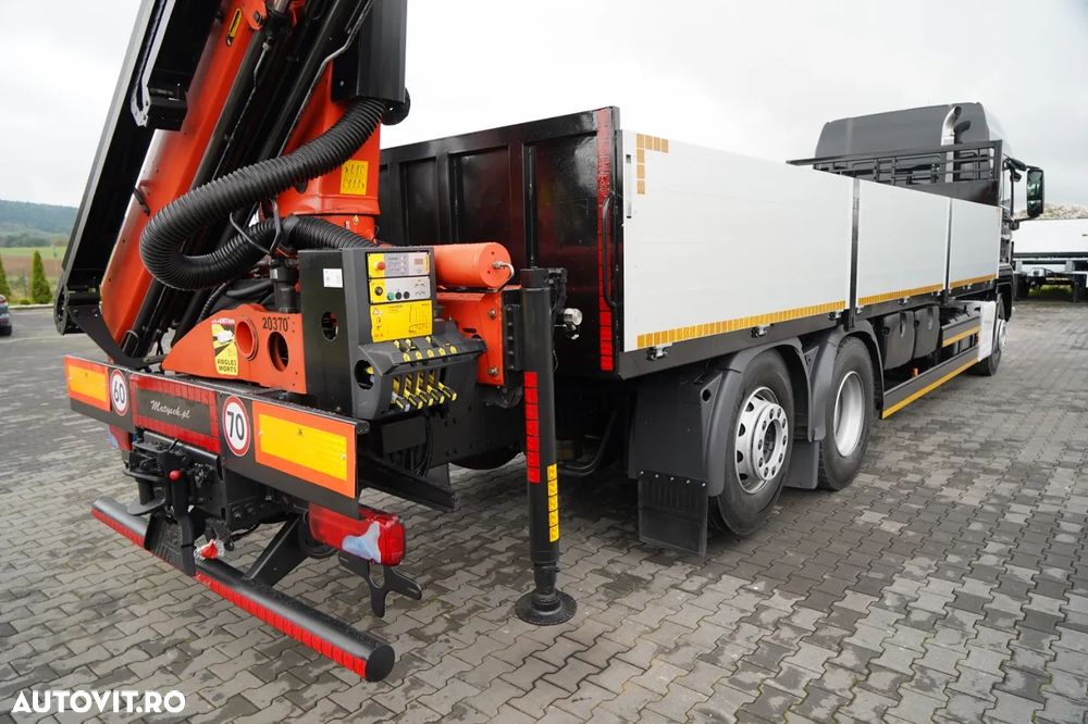 MAN TGS 26.440 / 6X2 / CAROSERIE 7,5 M / PUNTE RIDICATĂ + PALFINGER PK 18002 HDS / MAX. CAPACITATE DE RIDICARE: 6.000 KG / RADIOCOMANDĂ / ROTARE / I-PARK COOL / MANUALĂ / EURO 6 - 15