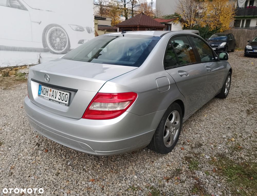 Mercedes-Benz Klasa C 180 Kompressor Avantgarde - 13