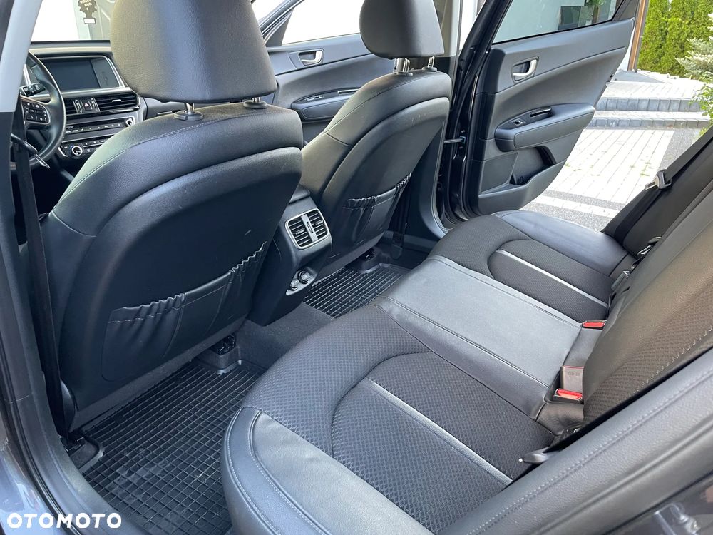 Kia Optima 1.7 CRDI L DCT - 10