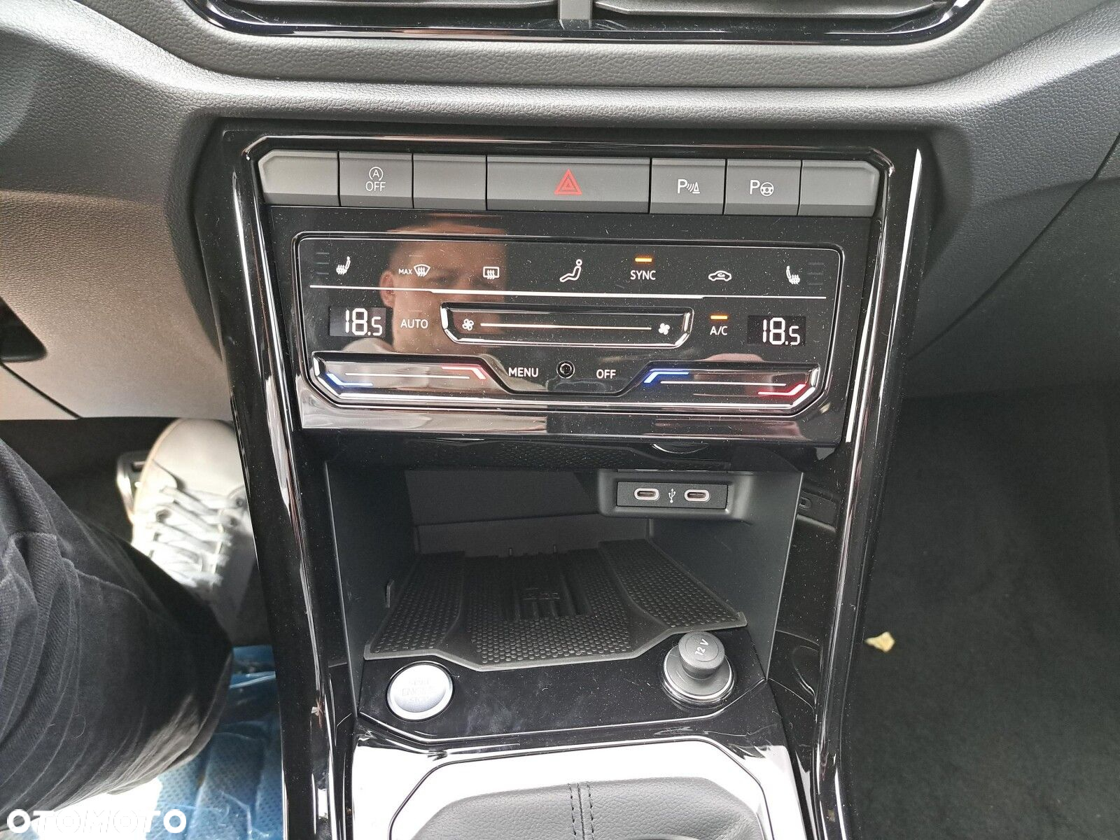Volkswagen T-Roc 1.5 TSI R-Line Plus DSG - 26