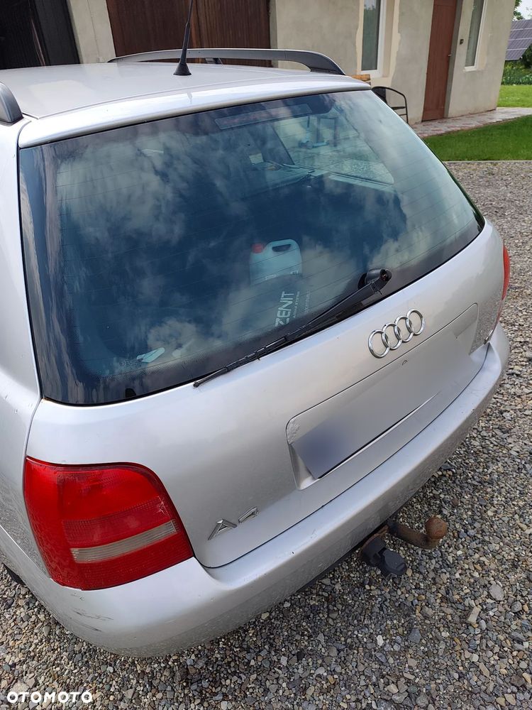 Audi A4 Avant - 8