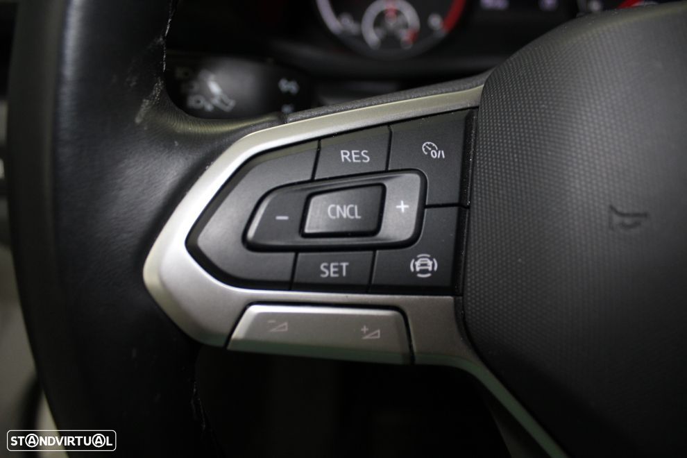 VW Transporter 2.0 TDi Business - 18