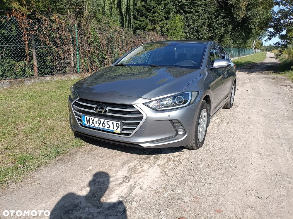 Hyundai Elantra 1.6 Classic Plus - 2