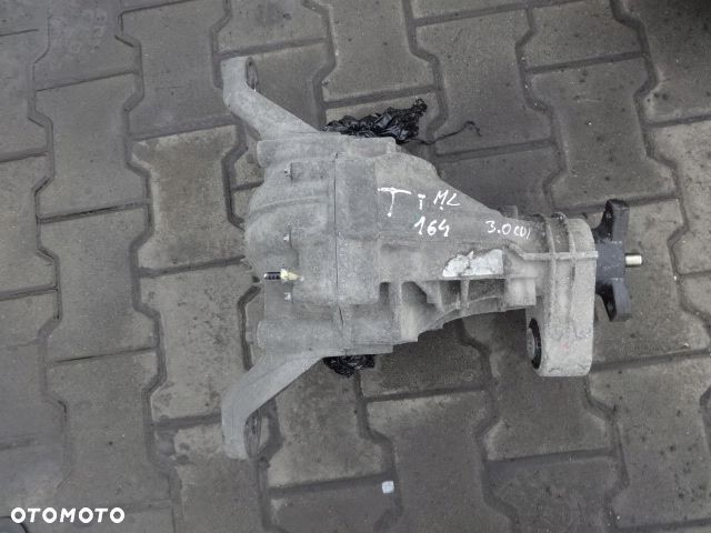 MERCEDES ML W164 05r- 3.0 CDI DYFER MOST TYŁ - 1