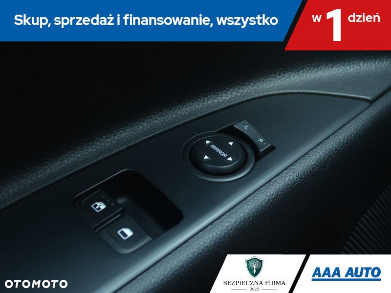 Kia Rio - 17