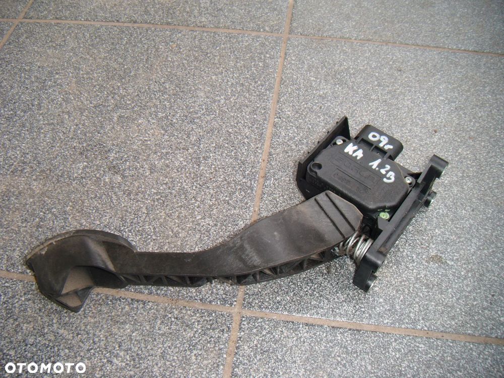 ford ka mk2 1.2b 09r pedał potencjometr gazu - 1