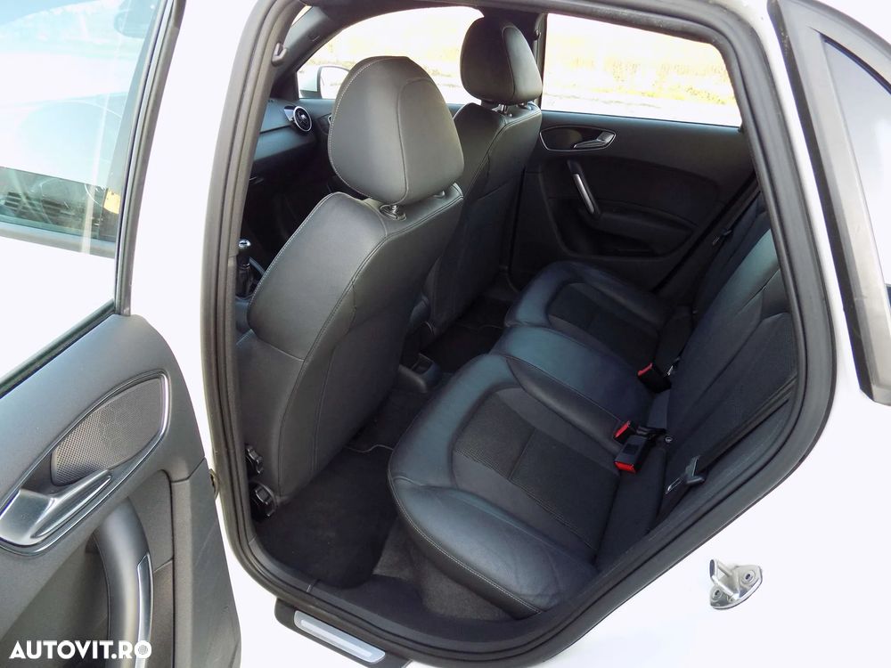 Audi A1 1.2 TFSI ack Ambition - 15