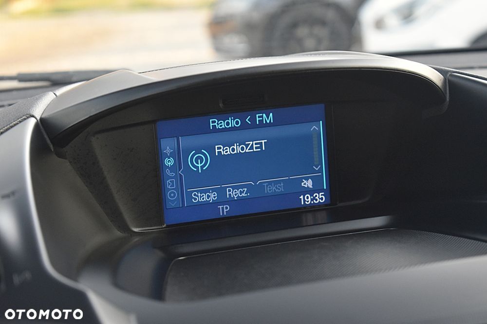 Ford Kuga 2.0 TDCi 2x4 Titanium - 26