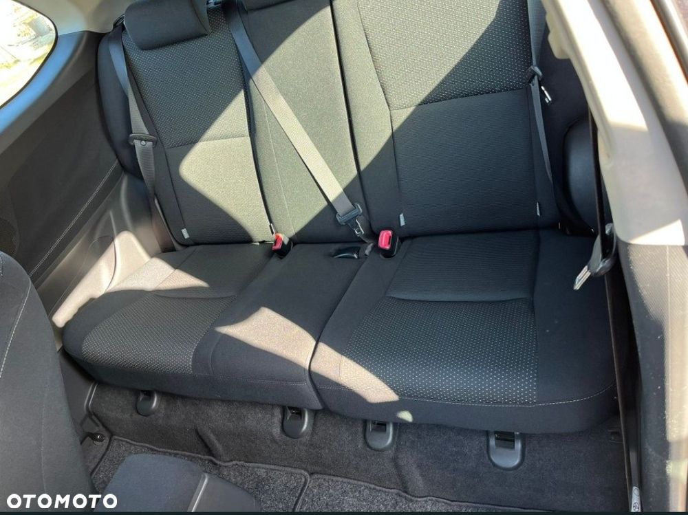 Toyota Auris - 15