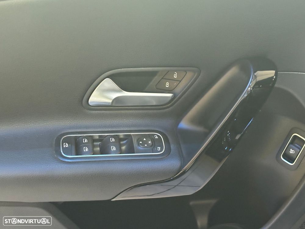 Mercedes-Benz A 180 Limousine - 10