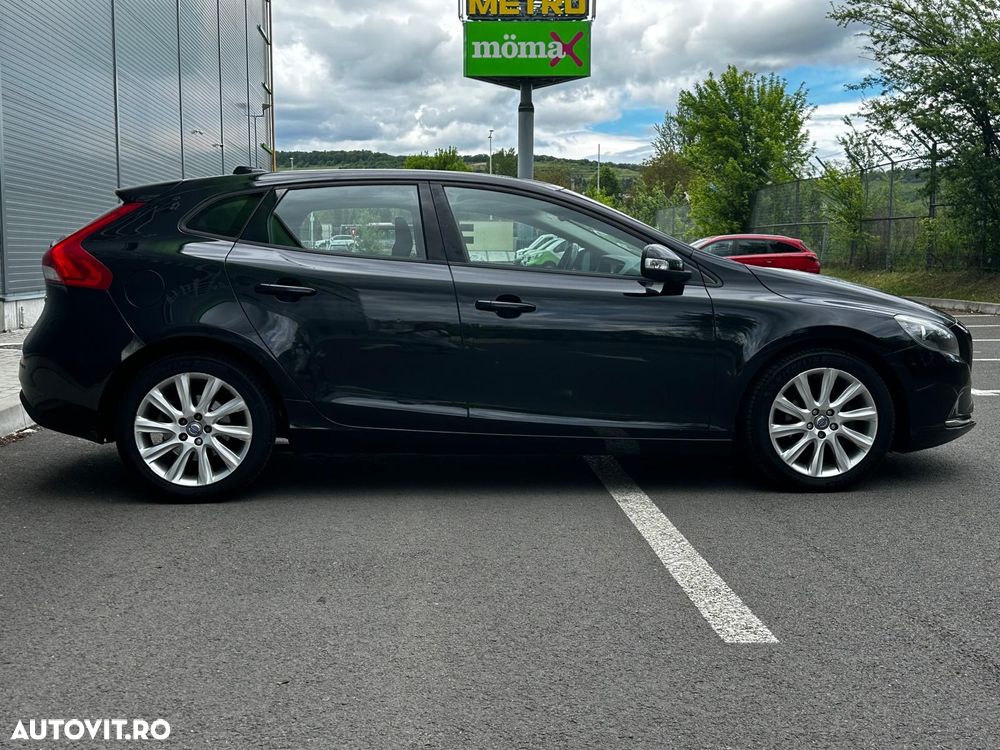 Volvo V40 D2 - 21